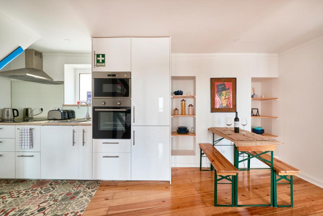 Cozy Flat In Santa Apolonia Lejlighed Lisboa Eksteriør billede